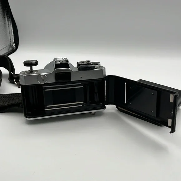 Fujica ST705w Manual Camera with flash
